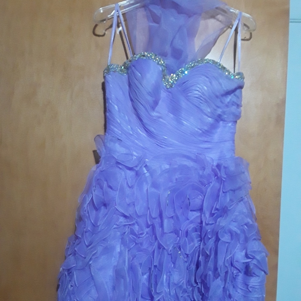 Short dress